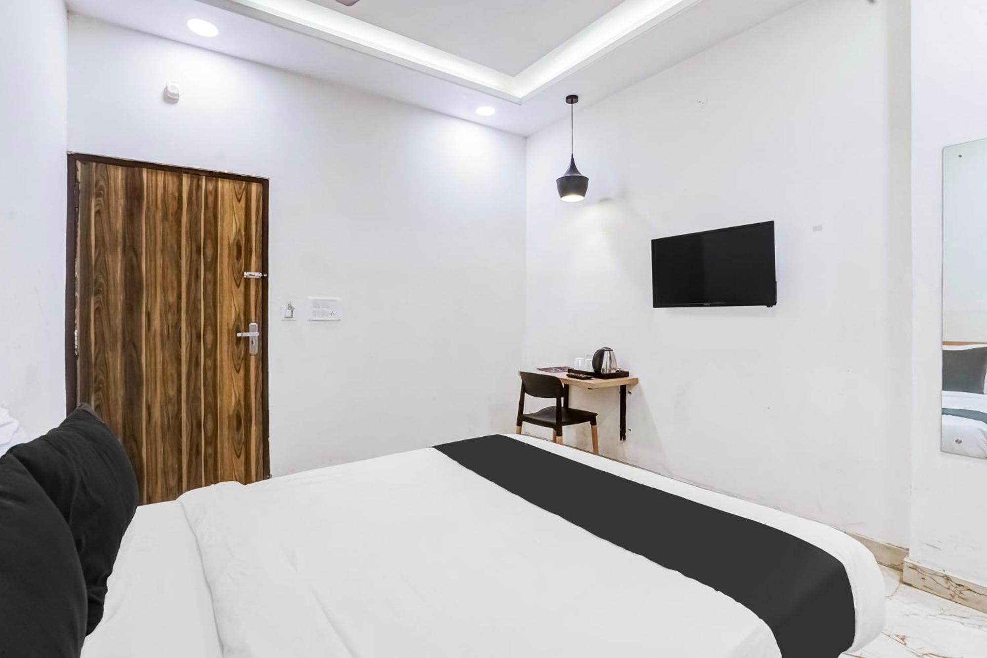 Super Townhouse Jagatpura Hotel ชัยปุระ ภายนอก รูปภาพ